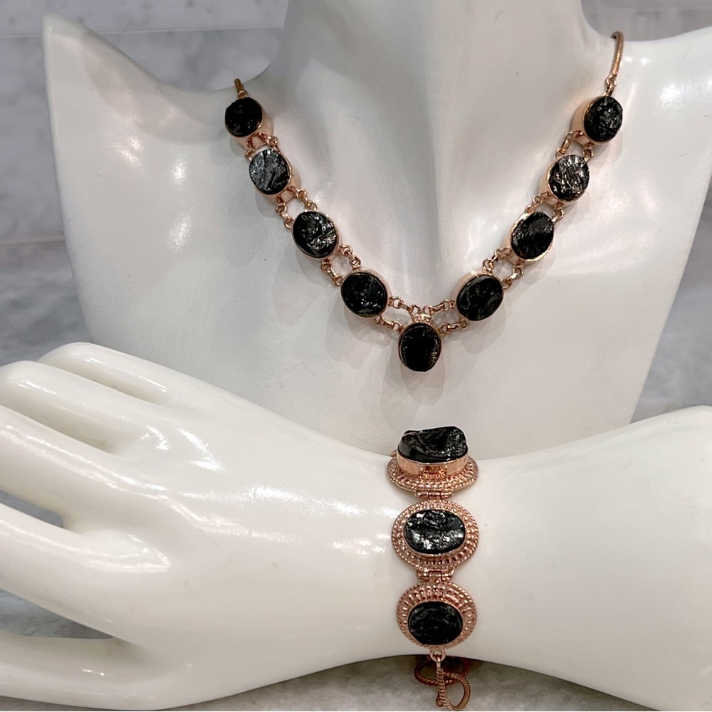 Elite Shungite Rough Cut Copper Necklace - Picture 9 of 14